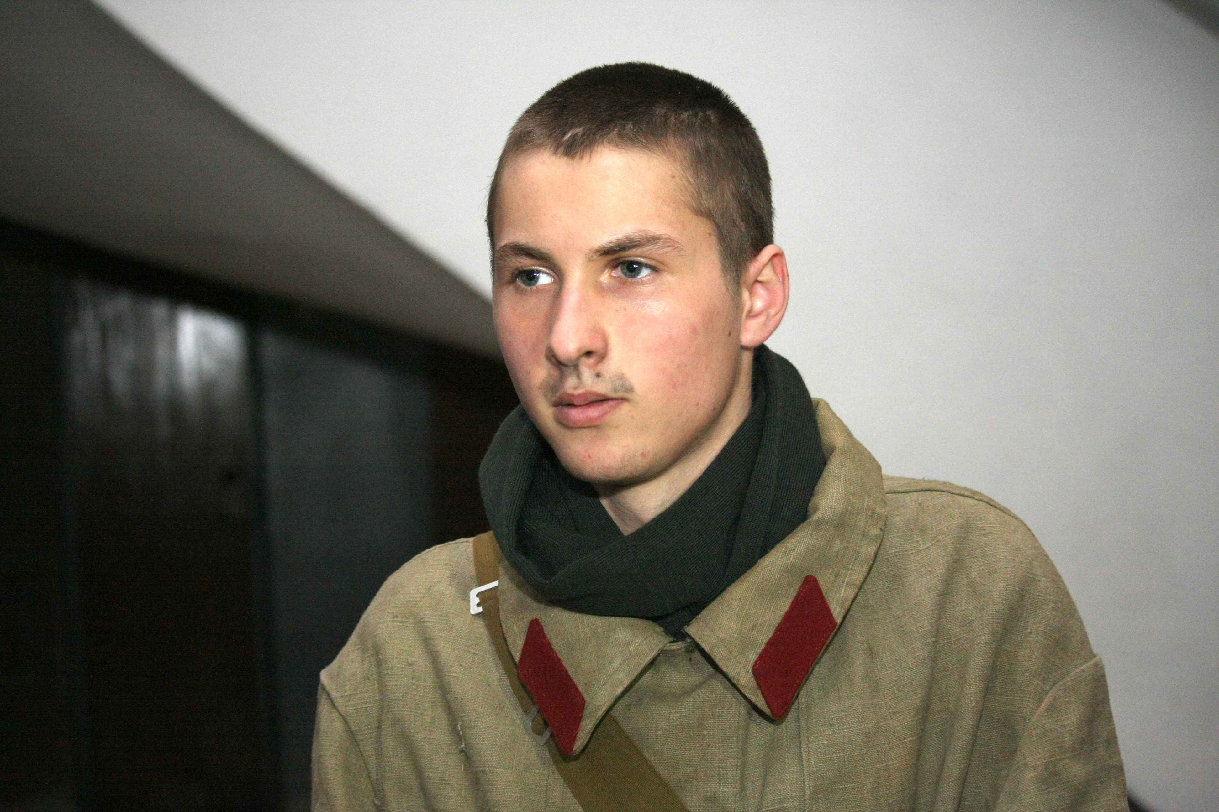 alt