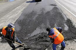 У Дніпропетровську триває ремонт доріг